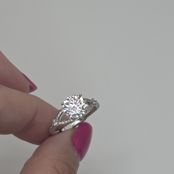 2ct MOISSANITE ADJUSTABLE RING Silver Diamond Ring - Picture 6 of 14